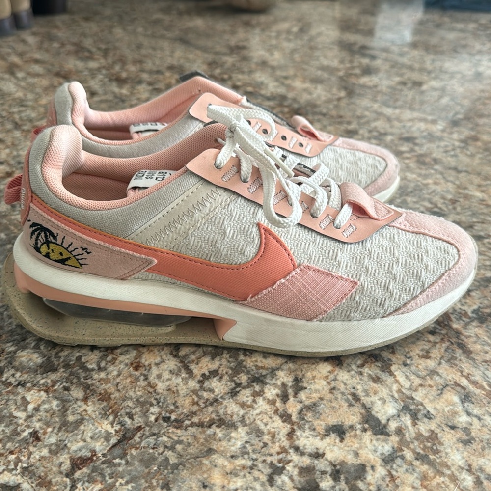 Nike Sun Club shoes
